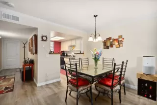 Photo #1: 2600074 Listing