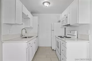 Photo #4: 260007422 Listing 