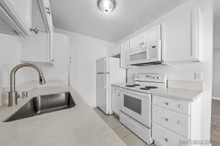 Photo #5: 260007422 Listing 