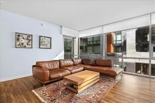 Photo #5: 260007439 Listing 