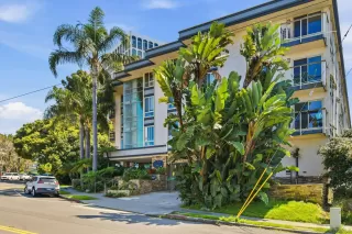 Photo #1: 260007456 Listing