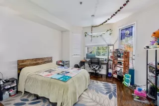 Photo #5: 260007471 Listing