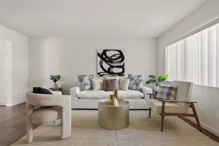 Photo #3: 260007484 Listing 