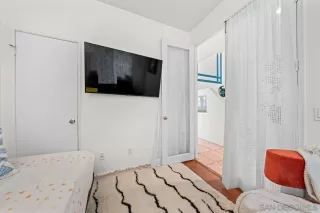 Photo #4: 260007493 Listing 