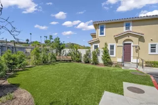 Photo #1: 260007515 Listing 