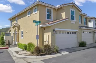 Photo #3: 260007515 Listing 