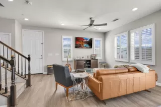 Photo #6: 260007515 Listing 