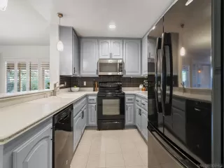 Photo #6: 260007521 Listing 