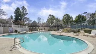 Photo #2: 260007551 Listing 