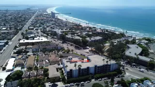 Browse active condo listings in BARRIER REEF