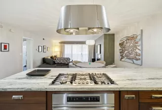 Photo #2: 260007573 Listing 