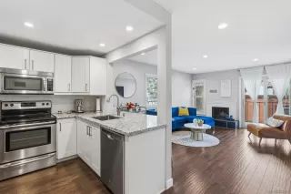 More Details about MLS # 260007576 : 2960 BROADWAY UNIT 7