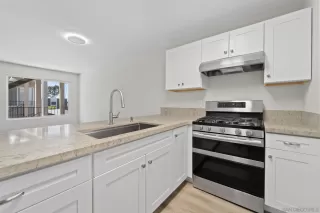 Photo #3: 260007590 Listing 