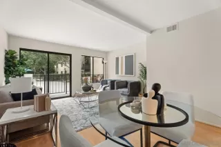 Photo #5: 260007607 Listing 