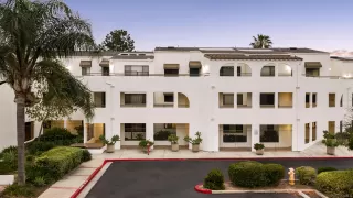 Photo #1: 260007612 Listing 