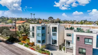 Photo #5: 260007635 Listing 