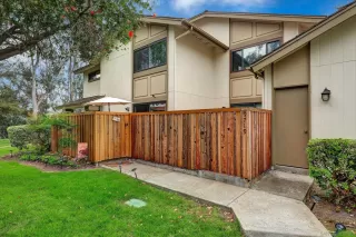 Photo #1: 260007642 Listing 