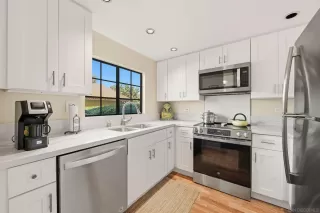 Photo #6: 260007718 Listing 