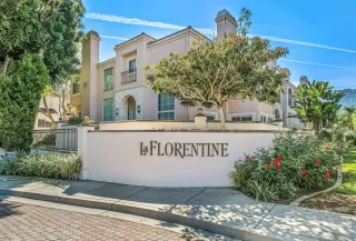 More Details about MLS # 260007733 : 5117 RENAISSANCE AVE UNIT D