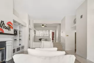 Photo #6: 260007733 Listing 