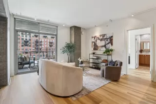 Photo #3: 260007744 Listing 