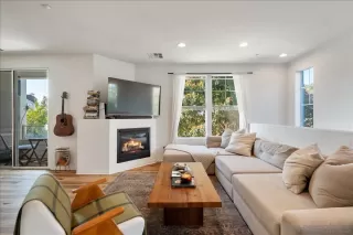 Photo #5: 260007750 Listing 