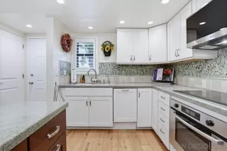 Photo #2: 260007751 Listing 