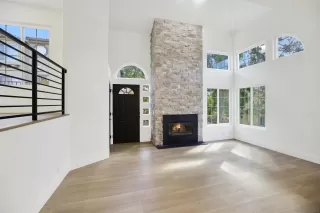 Photo #3: 260007764 Listing 