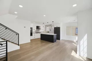 Photo #4: 260007764 Listing 