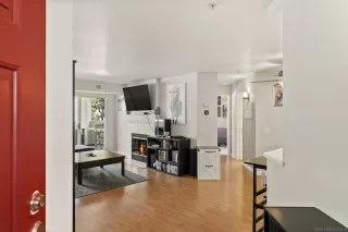 Photo #2: 260007805 Listing 