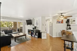 Photo #3: 260007805 Listing 