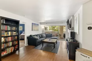 Photo #4: 260007805 Listing 