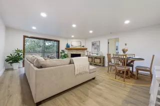 Photo #1: 260007871 Listing