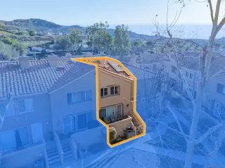 Photo #3: 260007874 Listing