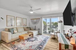 Photo #1: 260007890 Listing