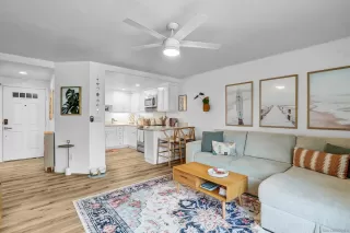 Photo #4: 260007890 Listing