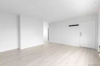 Photo #4: 260007891 Listing