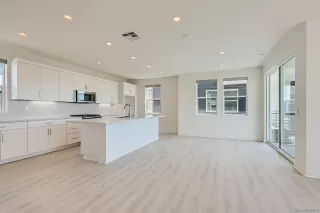 Photo #3: 260007899 Listing 