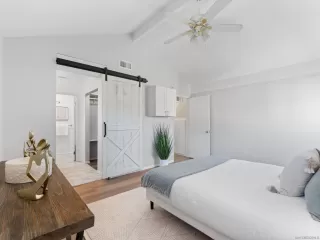 Photo #2: 260007919 Listing