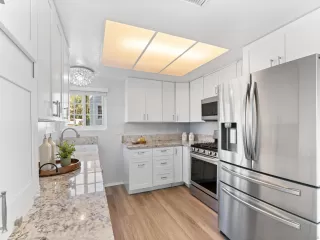 Photo #3: 260007919 Listing