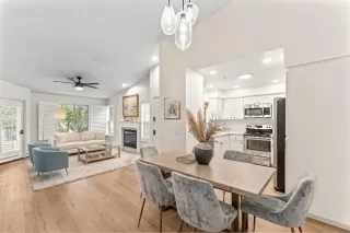 Photo #1: 260007921 Listing 