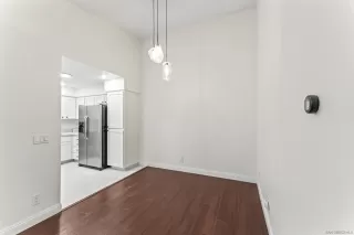 Photo #5: 260007921 Listing 