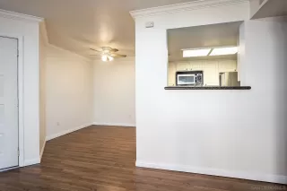 Photo #6: 260007936 Listing 