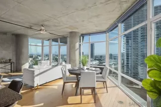 Photo #5: 260007961 Listing