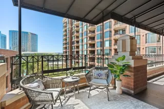 Photo #3: 260007979 Listing