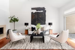 Photo #3: 260008002 Listing 