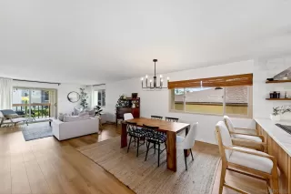 Photo #6: 260008012 Listing