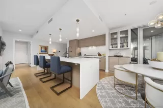 Photo #6: 260008021 Listing 