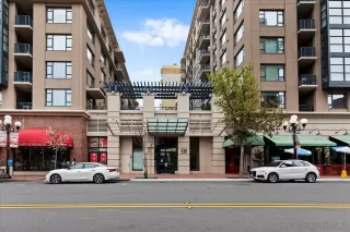 Photo #2: 260008060 Listing 