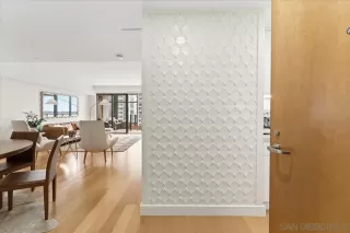 Photo #1: 260008066 Listing 